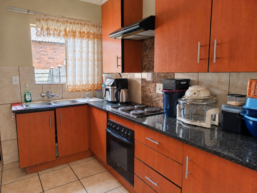 3 Bedroom Property for Sale in Waterval East North West